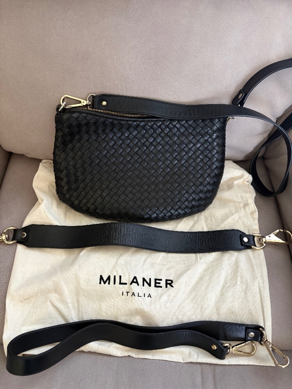 MILANER Leather handbag, black woven nappa leather. Classic Belinda style